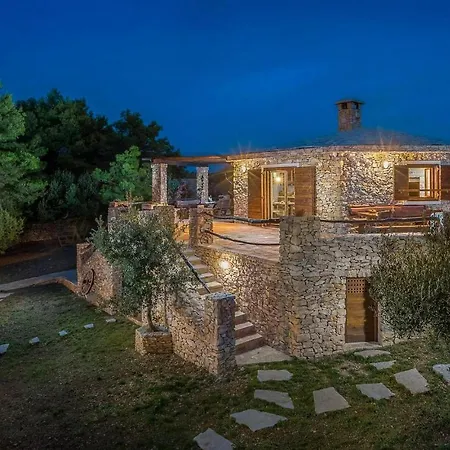 Mario Дом отдыха