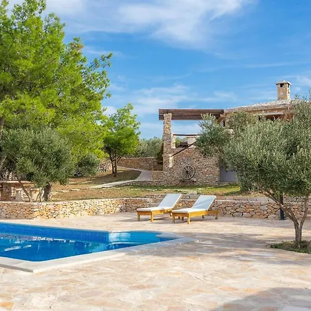 Holiday home Mario Povlja (Brac)